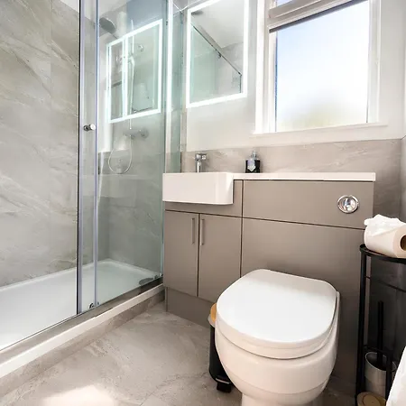 아파트 Modern Centre Near Train Station - Minster With Terrace *